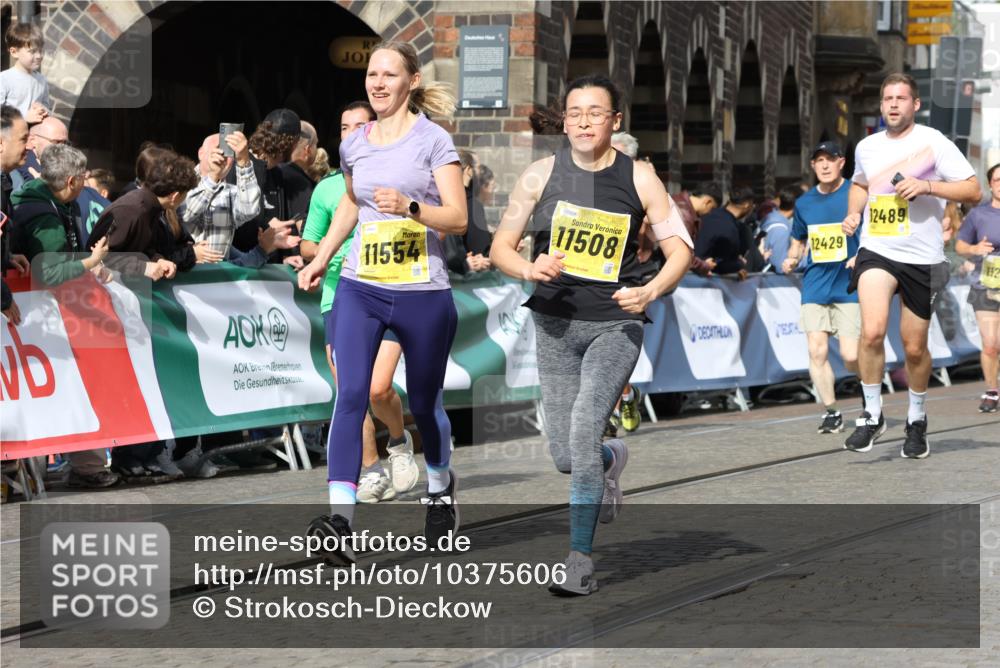 13.09.2026 - 21. swb-Marathon Bremen Strokosch-Dieckow http://msf.ph/oto/10375606 13.09.2026 11:02:42 Ziel 10153, 10154, 10173, 10273, 10274, 10278, 10331, 10338, 10439, 10738, 10885, 10915, 10943, 11137, 11249, 11505, 11508, 11526, 11576, 11853, 11886, 11890, 12042, 12094, 12134, 12135, 12169, 10190, 10296, 10633, 10783, 10945, 10954, 10955, 10985, 11096, 11107, 11313, 11564, 11697, 11701, 11719, 11730, 11776, 11785, 12071, 12247, 12448, 12465 meine-sportfotos.de