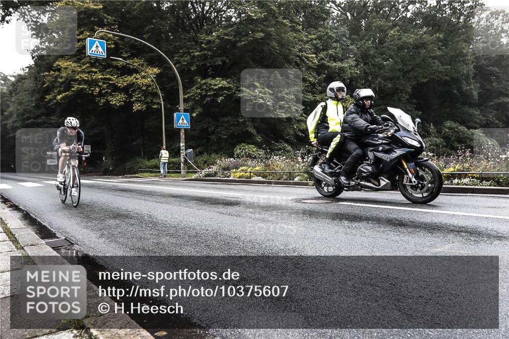 13.09.2026 - Stadtparktriathlon H.Heesch http://msf.ph/oto/10375607 13.09.2026 09:17:55 Radfahren 62, 199, 206 meine-sportfotos.de
