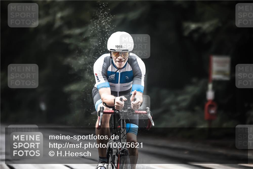 13.09.2026 - Stadtparktriathlon H.Heesch http://msf.ph/oto/10375621 13.09.2026 12:14:37 Radfahren 954, 1035, 1055, 1057 meine-sportfotos.de