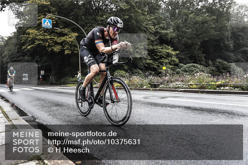 13.09.2026 - Stadtparktriathlon H.Heesch http://msf.ph/oto/10375631 13.09.2026 09:17:59 Radfahren 26, 72, 139, 199 meine-sportfotos.de