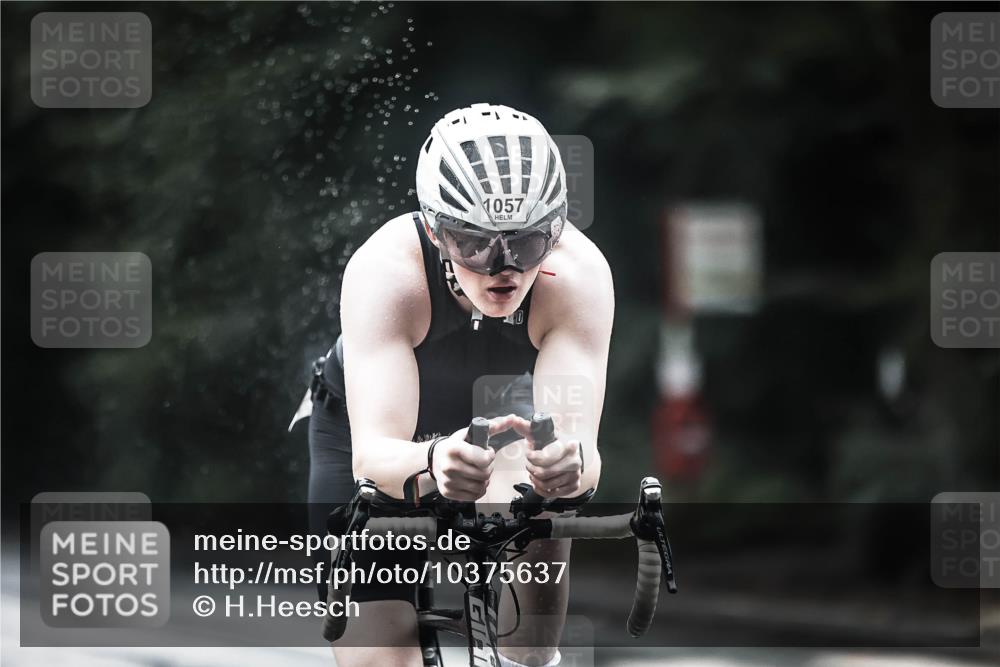 13.09.2026 - Stadtparktriathlon H.Heesch http://msf.ph/oto/10375637 13.09.2026 12:14:43 Radfahren 851, 1057 meine-sportfotos.de