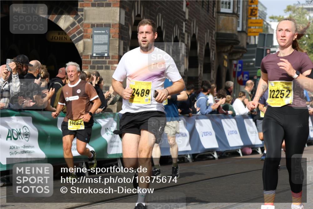 13.09.2026 - 21. swb-Marathon Bremen Strokosch-Dieckow http://msf.ph/oto/10375674 13.09.2026 11:02:44 Ziel 10153, 10154, 10173, 10273, 10274, 10278, 10331, 10338, 10439, 10738, 10885, 10915, 10943, 11137, 11249, 11505, 11508, 11526, 11554, 11853, 11886, 11890, 11945, 12042, 12169, 12252, 12489, 10296, 10633, 10731, 10783, 10945, 10954, 10955, 11107, 11313, 11564, 11697, 11701, 11719, 11730, 11785, 12071, 12247, 12448, 12465 meine-sportfotos.de