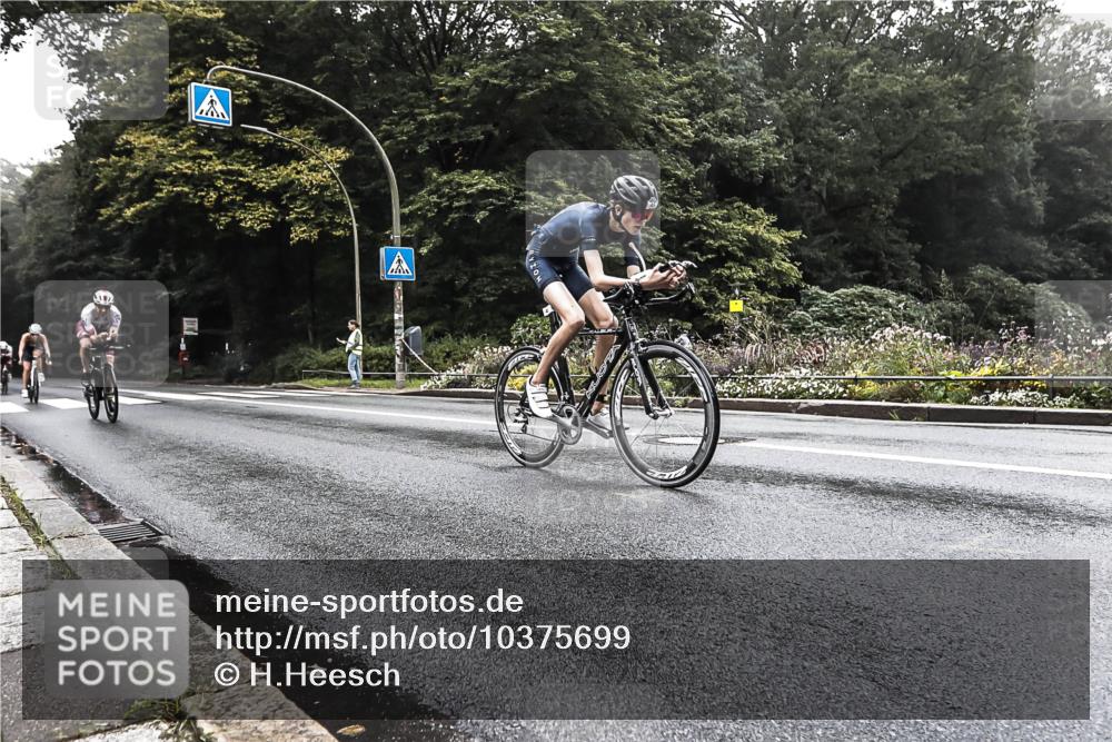 13.09.2026 - Stadtparktriathlon H.Heesch http://msf.ph/oto/10375699 13.09.2026 09:18:31 Radfahren 44, 45, 91, 134, 148, 200 meine-sportfotos.de