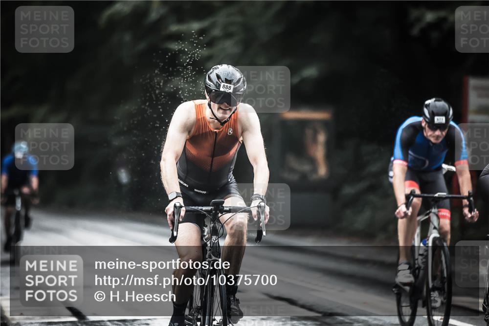 13.09.2026 - Stadtparktriathlon H.Heesch http://msf.ph/oto/10375700 13.09.2026 12:14:50 Radfahren 851, 888, 971, 1049, 1121 meine-sportfotos.de