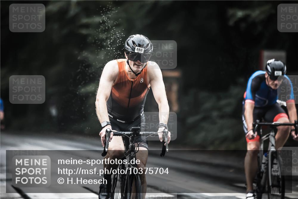 13.09.2026 - Stadtparktriathlon H.Heesch http://msf.ph/oto/10375704 13.09.2026 12:14:50 Radfahren 851, 888, 971, 1049, 1121 meine-sportfotos.de