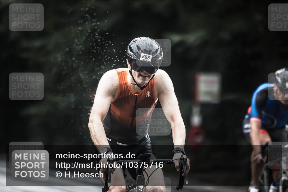 13.09.2026 - Stadtparktriathlon H.Heesch http://msf.ph/oto/10375716 13.09.2026 12:14:51 Radfahren 851, 888, 971, 1049, 1121 meine-sportfotos.de