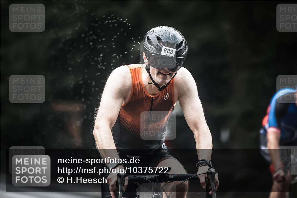 13.09.2026 - Stadtparktriathlon H.Heesch http://msf.ph/oto/10375722 13.09.2026 12:14:51 Radfahren 851, 888, 971, 1049, 1121 meine-sportfotos.de
