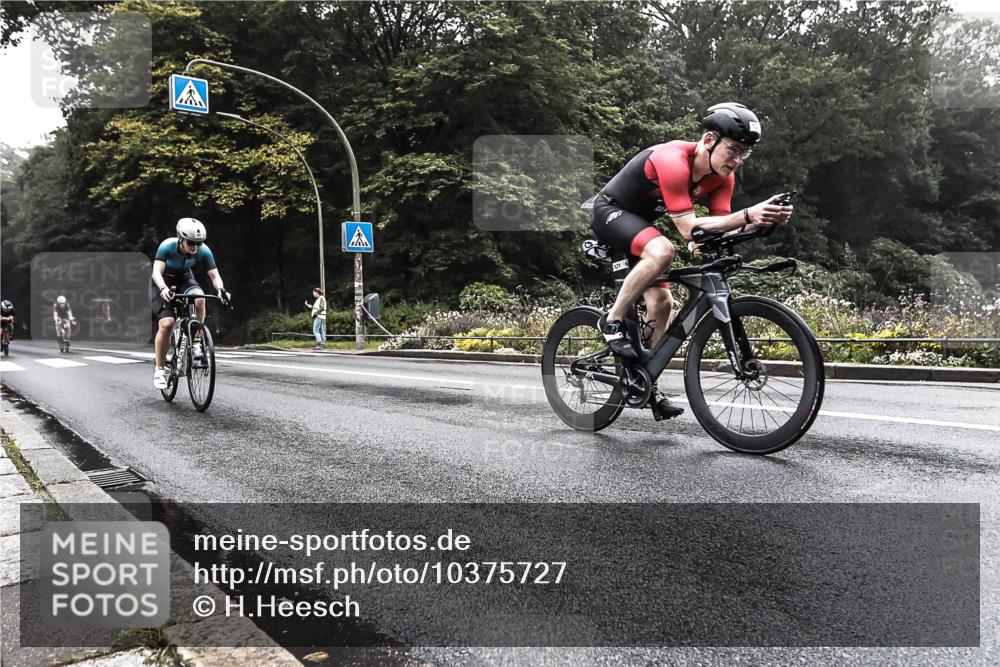 13.09.2026 - Stadtparktriathlon H.Heesch http://msf.ph/oto/10375727 13.09.2026 09:18:41 Radfahren 59, 86, 131, 187 meine-sportfotos.de