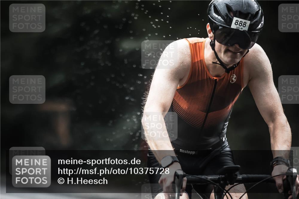 13.09.2026 - Stadtparktriathlon H.Heesch http://msf.ph/oto/10375728 13.09.2026 12:14:51 Radfahren 851, 888, 971, 1049, 1121 meine-sportfotos.de