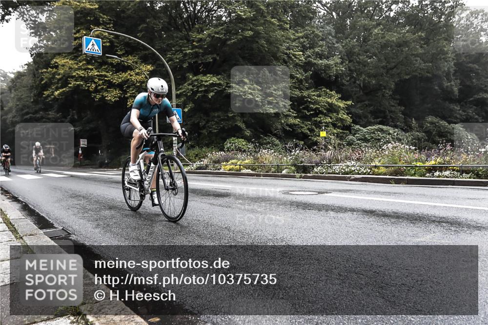 13.09.2026 - Stadtparktriathlon H.Heesch http://msf.ph/oto/10375735 13.09.2026 09:18:41 Radfahren 59, 86, 131, 187 meine-sportfotos.de