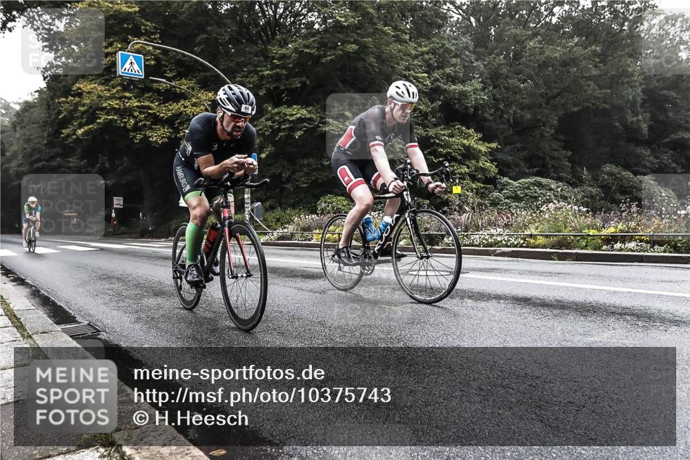 13.09.2026 - Stadtparktriathlon H.Heesch http://msf.ph/oto/10375743 13.09.2026 09:18:43 Radfahren 59, 86, 131, 187 meine-sportfotos.de