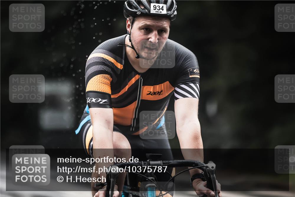 13.09.2026 - Stadtparktriathlon H.Heesch http://msf.ph/oto/10375787 13.09.2026 12:15:03 Radfahren 884, 934, 960 meine-sportfotos.de