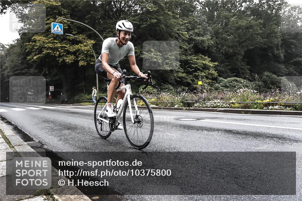 13.09.2026 - Stadtparktriathlon H.Heesch http://msf.ph/oto/10375800 13.09.2026 09:19:31 Radfahren 155, 175 meine-sportfotos.de
