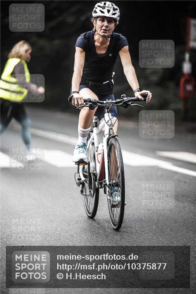 13.09.2026 - Stadtparktriathlon H.Heesch http://msf.ph/oto/10375877 13.09.2026 10:57:08 Radfahren 382, 415, 462, 480, 539, 540 meine-sportfotos.de