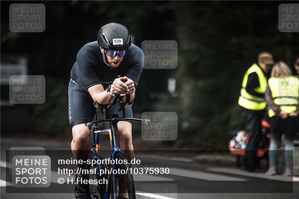 13.09.2026 - Stadtparktriathlon H.Heesch http://msf.ph/oto/10375930 13.09.2026 10:57:15 Radfahren 539, 664 meine-sportfotos.de