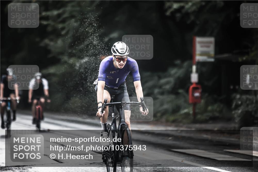 13.09.2026 - Stadtparktriathlon H.Heesch http://msf.ph/oto/10375943 13.09.2026 12:15:18 Radfahren 922, 1006, 1025, 1026, 1040, 1050, 1054, 1068 meine-sportfotos.de