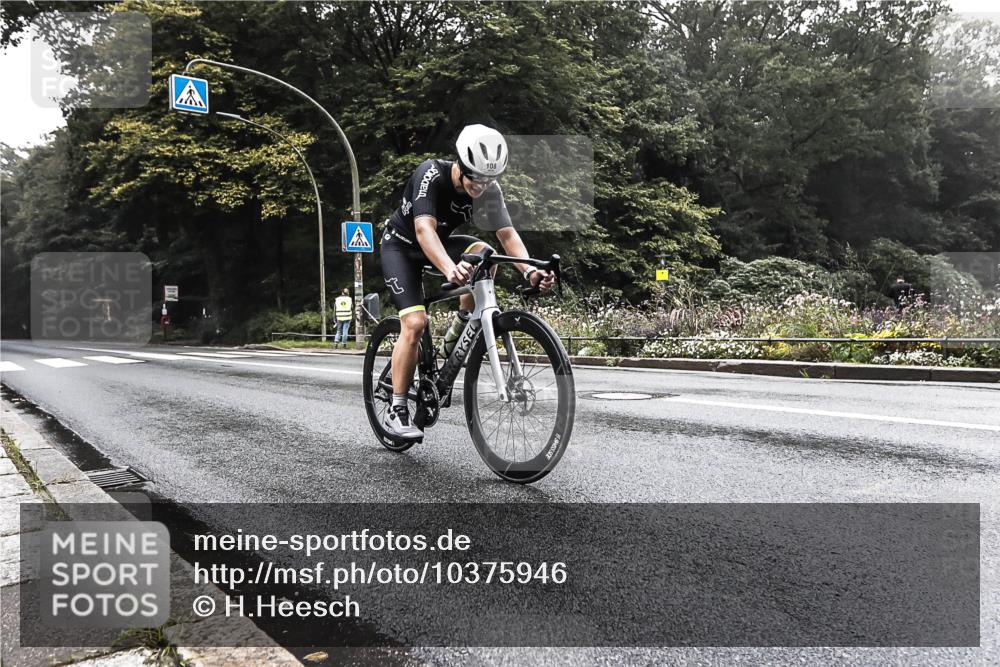 13.09.2026 - Stadtparktriathlon H.Heesch http://msf.ph/oto/10375946 13.09.2026 09:21:01 Radfahren 108, 133 meine-sportfotos.de