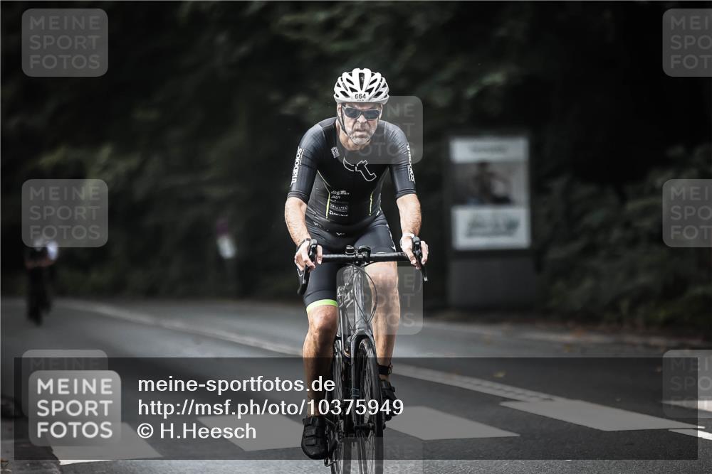 13.09.2026 - Stadtparktriathlon H.Heesch http://msf.ph/oto/10375949 13.09.2026 10:57:18 Radfahren 536, 539, 664 meine-sportfotos.de
