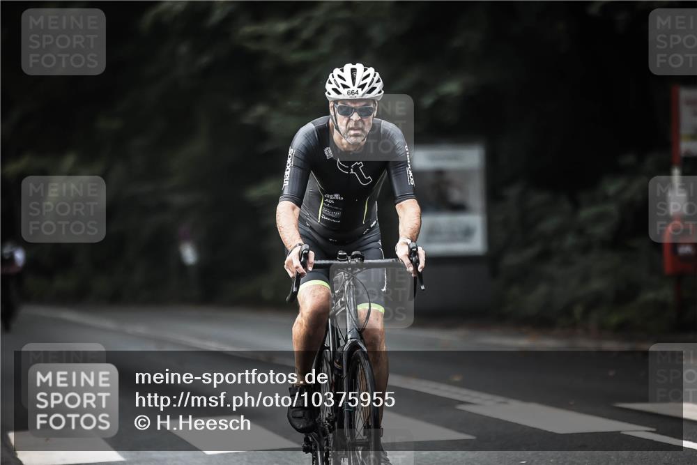 13.09.2026 - Stadtparktriathlon H.Heesch http://msf.ph/oto/10375955 13.09.2026 10:57:18 Radfahren 536, 539, 664 meine-sportfotos.de
