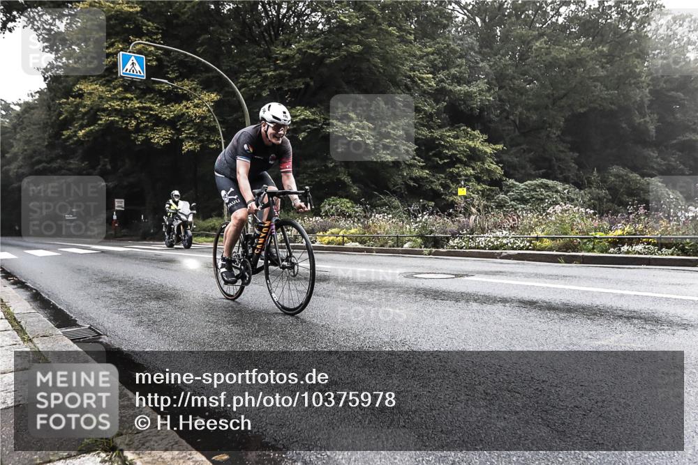 13.09.2026 - Stadtparktriathlon H.Heesch http://msf.ph/oto/10375978 13.09.2026 09:21:33 Radfahren 106, 143, 150 meine-sportfotos.de