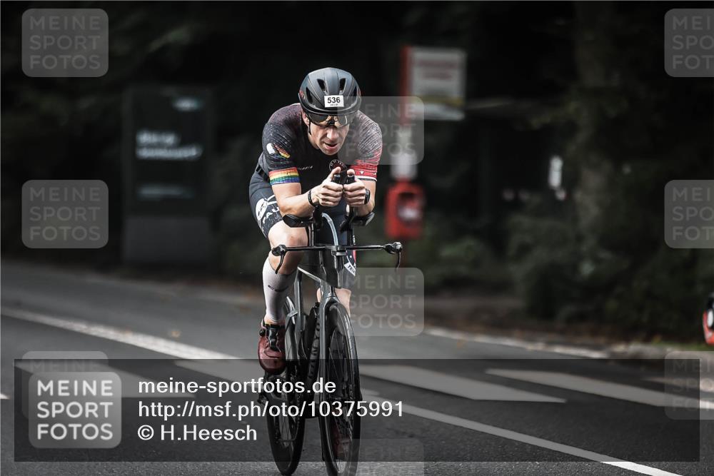 13.09.2026 - Stadtparktriathlon H.Heesch http://msf.ph/oto/10375991 13.09.2026 10:57:23 Radfahren 404, 534, 536, 541, 664 meine-sportfotos.de