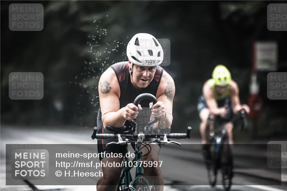 13.09.2026 - Stadtparktriathlon H.Heesch http://msf.ph/oto/10375997 13.09.2026 12:15:22 Radfahren 1006, 1025, 1026, 1040, 1050, 1068 meine-sportfotos.de