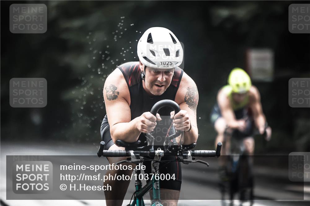 13.09.2026 - Stadtparktriathlon H.Heesch http://msf.ph/oto/10376004 13.09.2026 12:15:22 Radfahren 1006, 1025, 1026, 1040, 1050, 1068 meine-sportfotos.de