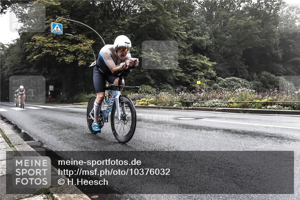 13.09.2026 - Stadtparktriathlon H.Heesch http://msf.ph/oto/10376032 13.09.2026 09:21:52 Radfahren 90, 95, 123, 154, 162 meine-sportfotos.de