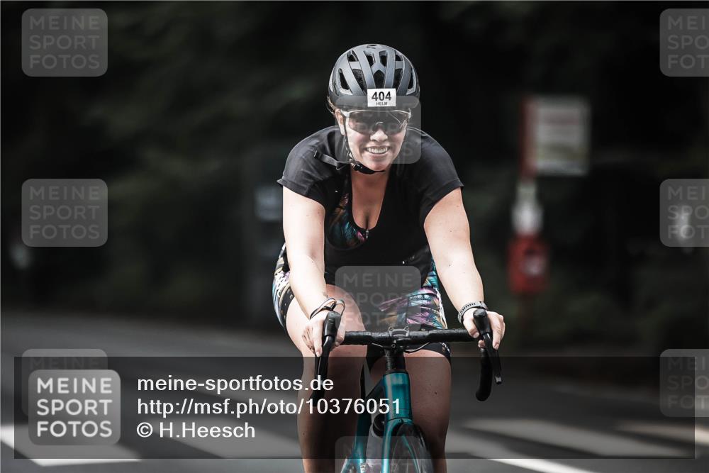 13.09.2026 - Stadtparktriathlon H.Heesch http://msf.ph/oto/10376051 13.09.2026 10:57:27 Radfahren 404, 534, 536, 541, 559, 563 meine-sportfotos.de