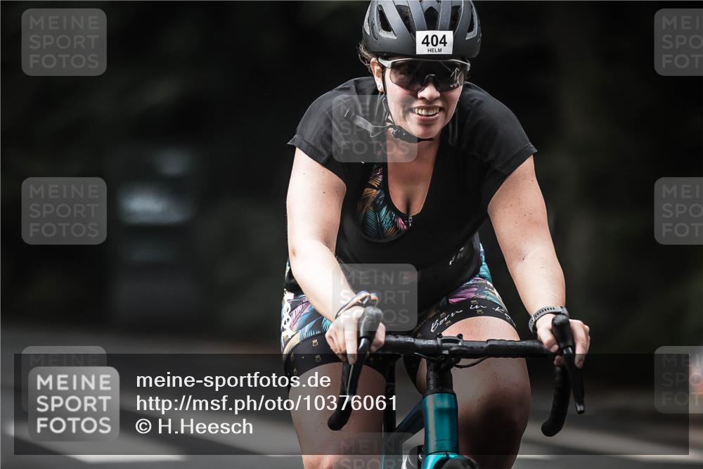 13.09.2026 - Stadtparktriathlon H.Heesch http://msf.ph/oto/10376061 13.09.2026 10:57:27 Radfahren 404, 534, 536, 541, 559, 563 meine-sportfotos.de