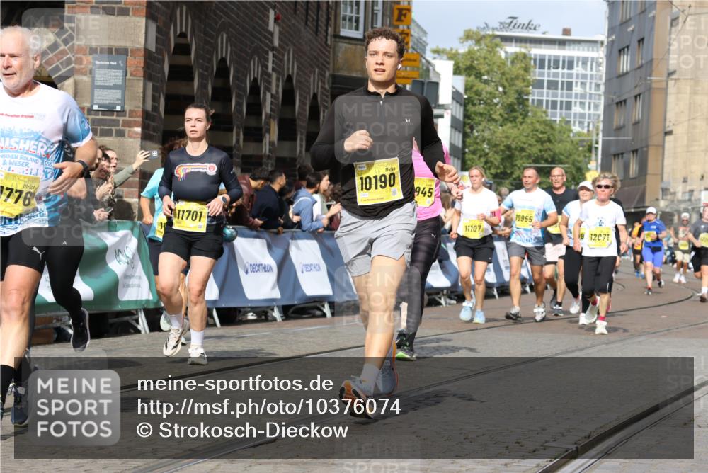 13.09.2026 - 21. swb-Marathon Bremen Strokosch-Dieckow http://msf.ph/oto/10376074 13.09.2026 11:02:53 Ziel 10273, 10278, 11137, 11261, 11508, 11526, 11554, 11662, 11890, 11945, 12154, 12169, 12252, 12429, 12451, 12489, 10185, 10528, 10598, 10715, 10727, 10731, 11070, 11095, 11313, 11676, 11697, 11836, 12214, 12421, 12432, 12448, 12483 meine-sportfotos.de