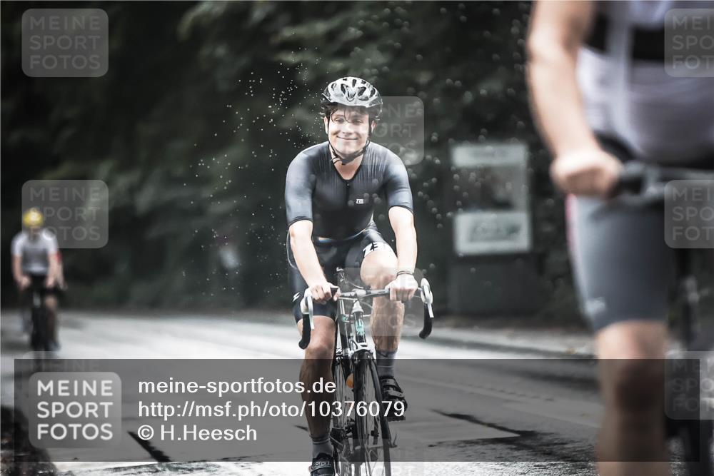 13.09.2026 - Stadtparktriathlon H.Heesch http://msf.ph/oto/10376079 13.09.2026 12:16:29 Radfahren 878, 952, 978, 1031, 1052, 1059, 1186 meine-sportfotos.de
