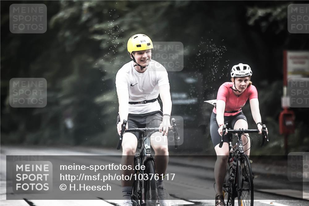 13.09.2026 - Stadtparktriathlon H.Heesch http://msf.ph/oto/10376117 13.09.2026 12:16:33 Radfahren 878, 978, 1031, 1052, 1058, 1186 meine-sportfotos.de