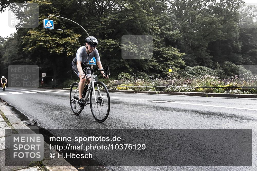 13.09.2026 - Stadtparktriathlon H.Heesch http://msf.ph/oto/10376129 13.09.2026 09:22:16 Radfahren 80, 125, 163, 177, 192 meine-sportfotos.de