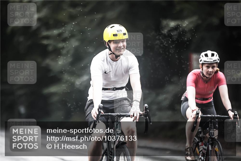 13.09.2026 - Stadtparktriathlon H.Heesch http://msf.ph/oto/10376133 13.09.2026 12:16:34 Radfahren 878, 978, 1031, 1052, 1058, 1186 meine-sportfotos.de
