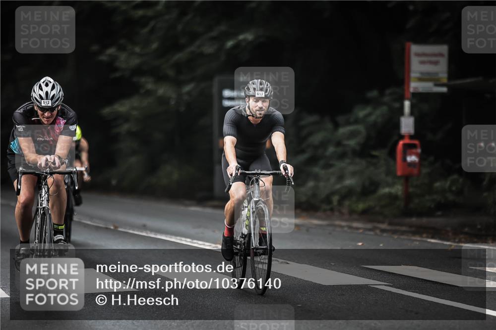 13.09.2026 - Stadtparktriathlon H.Heesch http://msf.ph/oto/10376140 13.09.2026 10:57:36 Radfahren 400, 512, 559, 560, 563, 619 meine-sportfotos.de
