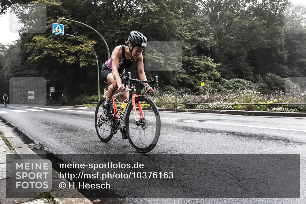 13.09.2026 - Stadtparktriathlon H.Heesch http://msf.ph/oto/10376163 13.09.2026 09:22:37 Radfahren 9, 118 meine-sportfotos.de