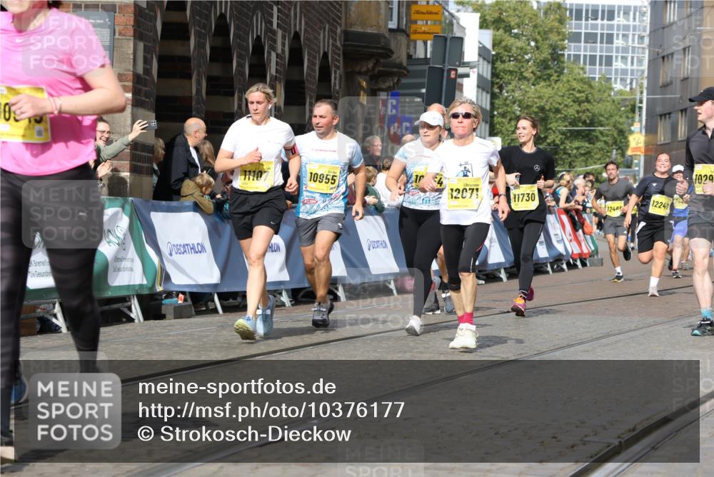 13.09.2026 - 21. swb-Marathon Bremen Strokosch-Dieckow http://msf.ph/oto/10376177 13.09.2026 11:02:56 Ziel 10190, 10945, 10985, 11096, 11137, 11261, 11508, 11526, 11554, 11662, 11701, 11776, 11890, 11945, 12154, 12169, 12252, 12429, 12451, 12489, 10185, 10195, 10528, 10531, 10598, 10715, 10727, 10731, 10959, 11070, 11095, 11313, 11493, 11676, 11836, 12214, 12421, 12432, 12448, 12483 meine-sportfotos.de