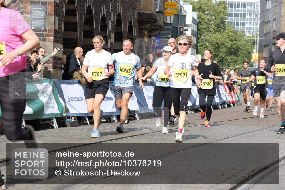 13.09.2026 - 21. swb-Marathon Bremen Strokosch-Dieckow http://msf.ph/oto/10376219 13.09.2026 11:02:56 Ziel 10190, 10945, 10985, 11096, 11137, 11261, 11508, 11526, 11554, 11662, 11701, 11776, 11890, 11945, 12154, 12169, 12252, 12429, 12451, 12489, 10185, 10195, 10528, 10531, 10598, 10715, 10727, 10731, 10959, 11070, 11095, 11313, 11493, 11676, 11836, 12214, 12421, 12432, 12448, 12483 meine-sportfotos.de