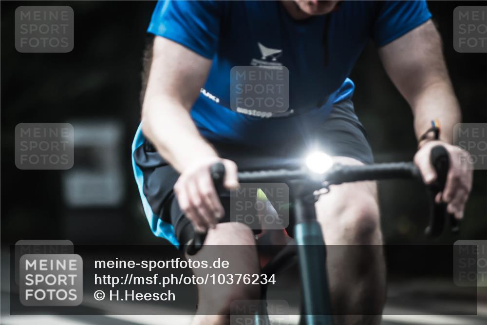 13.09.2026 - Stadtparktriathlon H.Heesch http://msf.ph/oto/10376234 13.09.2026 10:57:44 Radfahren 400, 476, 496, 503, 554, 560, 635 meine-sportfotos.de