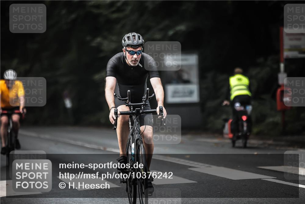 13.09.2026 - Stadtparktriathlon H.Heesch http://msf.ph/oto/10376242 13.09.2026 10:57:46 Radfahren 476, 496, 503, 554, 635 meine-sportfotos.de
