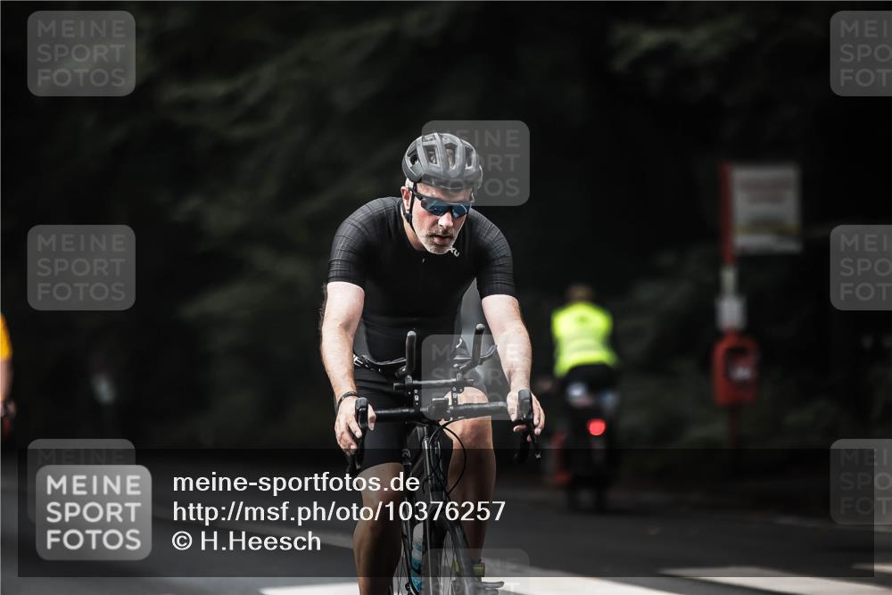 13.09.2026 - Stadtparktriathlon H.Heesch http://msf.ph/oto/10376257 13.09.2026 10:57:46 Radfahren 476, 496, 503, 554, 635 meine-sportfotos.de
