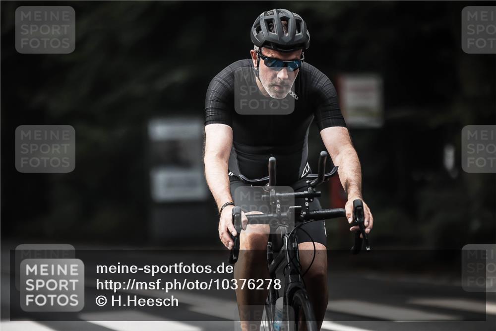 13.09.2026 - Stadtparktriathlon H.Heesch http://msf.ph/oto/10376278 13.09.2026 10:57:46 Radfahren 476, 496, 503, 554, 635 meine-sportfotos.de