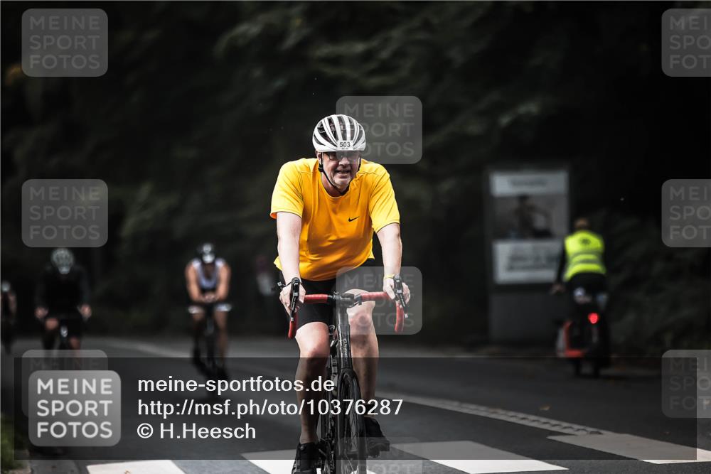 13.09.2026 - Stadtparktriathlon H.Heesch http://msf.ph/oto/10376287 13.09.2026 10:57:47 Radfahren 476, 496, 503, 554, 635 meine-sportfotos.de