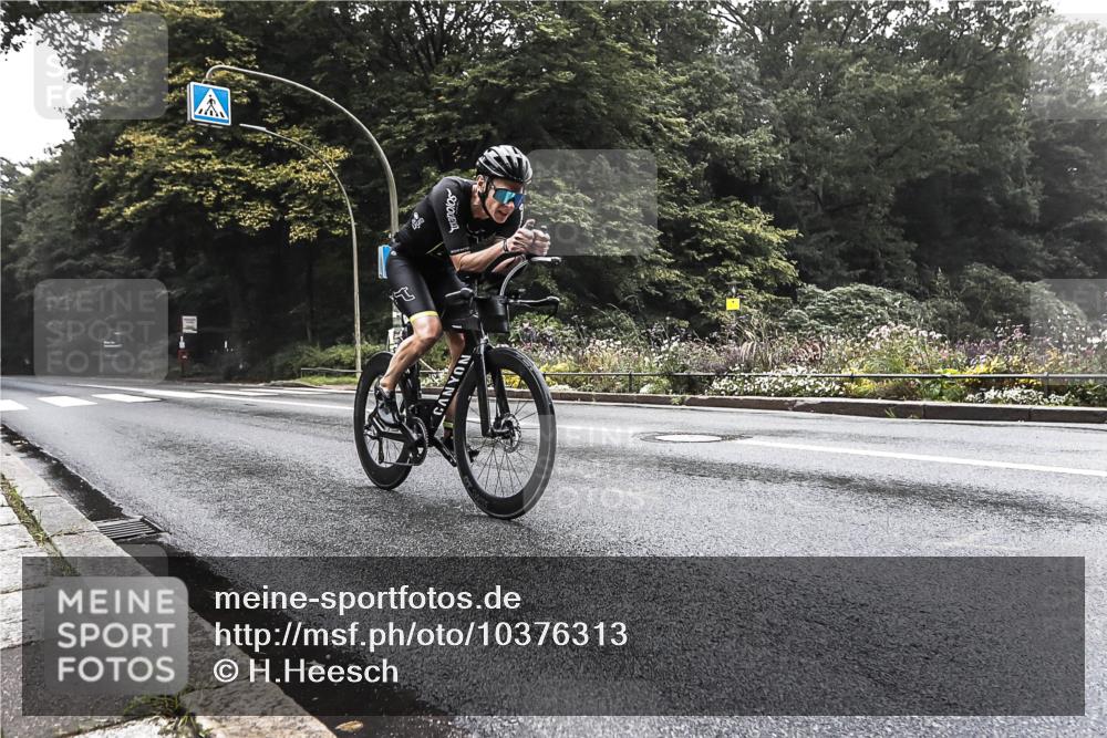 13.09.2026 - Stadtparktriathlon H.Heesch http://msf.ph/oto/10376313 13.09.2026 09:23:51 Radfahren 100, 107, 179 meine-sportfotos.de