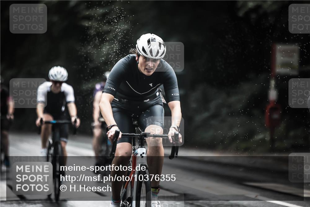 13.09.2026 - Stadtparktriathlon H.Heesch http://msf.ph/oto/10376355 13.09.2026 12:17:19 Radfahren 852, 965, 977, 995, 1005, 1044, 1085, 1111, 1114, 1174 meine-sportfotos.de