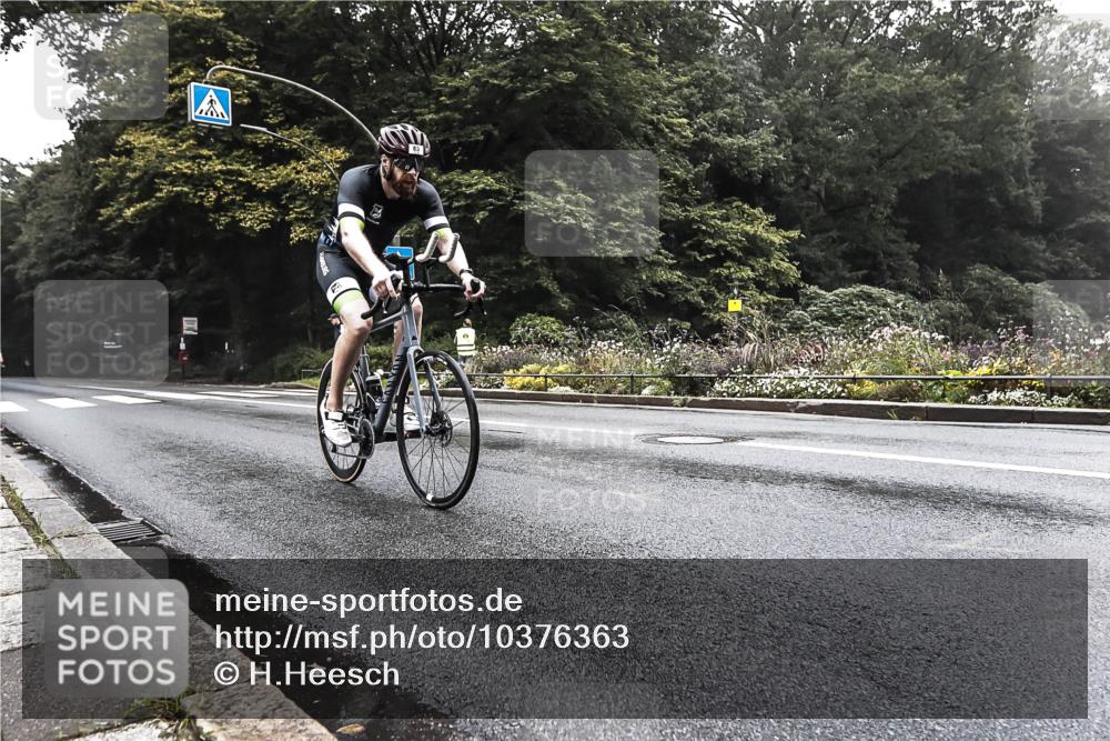 13.09.2026 - Stadtparktriathlon H.Heesch http://msf.ph/oto/10376363 13.09.2026 09:24:05 Radfahren 83, 116, 140, 205 meine-sportfotos.de