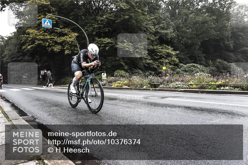 13.09.2026 - Stadtparktriathlon H.Heesch http://msf.ph/oto/10376374 13.09.2026 09:24:09 Radfahren 116, 164, 205 meine-sportfotos.de