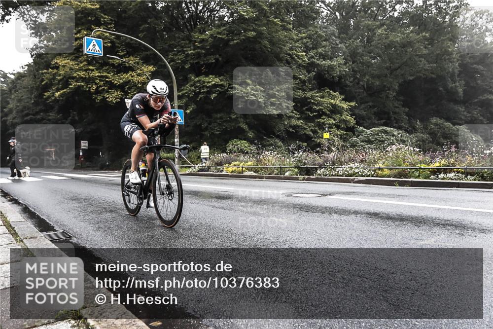 13.09.2026 - Stadtparktriathlon H.Heesch http://msf.ph/oto/10376383 13.09.2026 09:24:11 Radfahren 164, 205 meine-sportfotos.de
