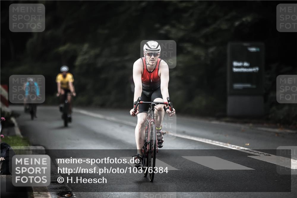 13.09.2026 - Stadtparktriathlon H.Heesch http://msf.ph/oto/10376384 13.09.2026 10:57:55 Radfahren 496, 508, 590, 595, 597, 635, 702 meine-sportfotos.de